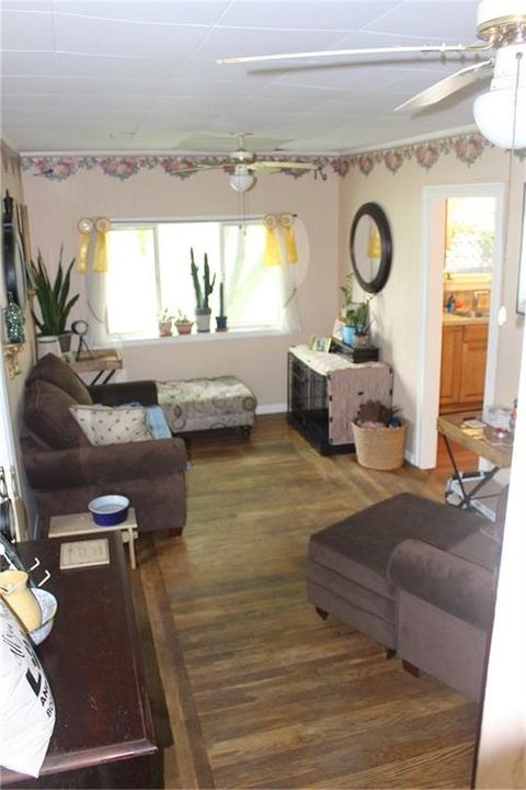 14 Ruby St, Warwick, RI 02889 photo 6