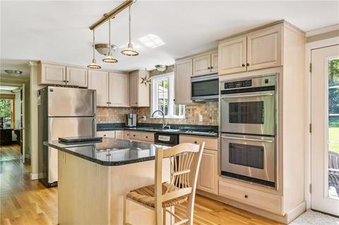 11 Purgatory Rd, Exeter, RI 02822 photo 9