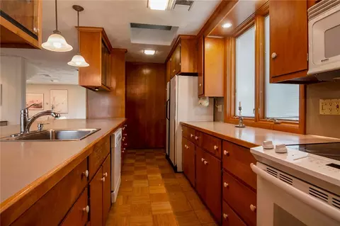 39 Dees Cir, Warwick, RI 02889 photo 15