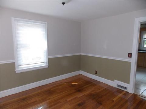 17 Macarthur Dr, Warwick, RI 02889 photo 8