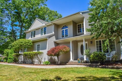 193 Alpine Estates Dr, Cranston, RI 02921 photo 2