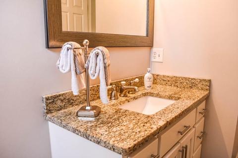 193 Alpine Estates Dr, Cranston, RI 02921 photo 24