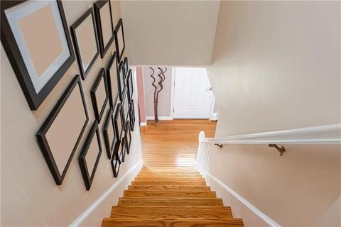 283 Ray Ave, Woonsocket, RI 02895 photo 21
