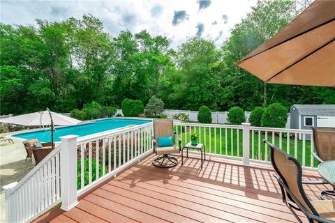 283 Ray Ave, Woonsocket, RI 02895 photo 10