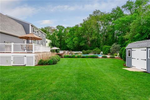 283 Ray Ave, Woonsocket, RI 02895 photo 5