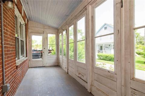 10 Lowe Ave, Warwick, RI 02889 photo 2