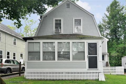 3 Oak St, Warren, RI 02885 photo 1