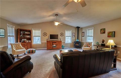 121 Eagle Dr, Hope, RI 02831 photo 9