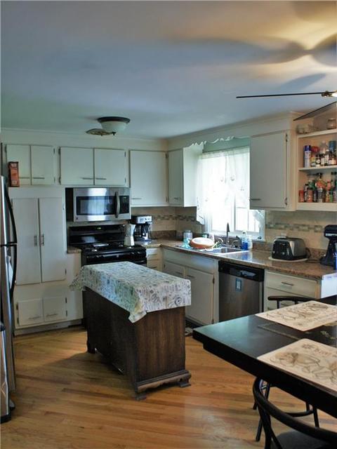 69 Adrian St, Warwick, RI 02886 photo 4