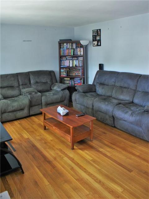 69 Adrian St, Warwick, RI 02886 photo 5