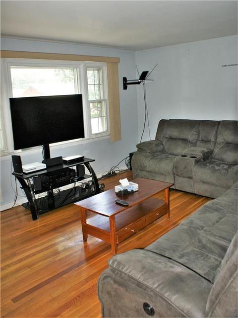 69 Adrian St, Warwick, RI 02886 photo 6