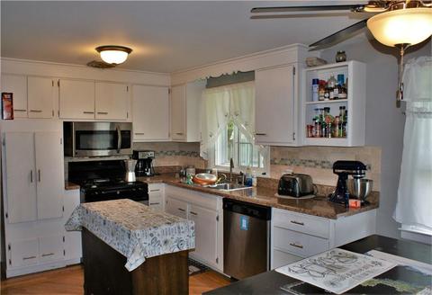 69 Adrian St, Warwick, RI 02886 photo 3