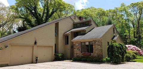 10 Spring Pond Rd, Westerly, RI 02891 photo 1