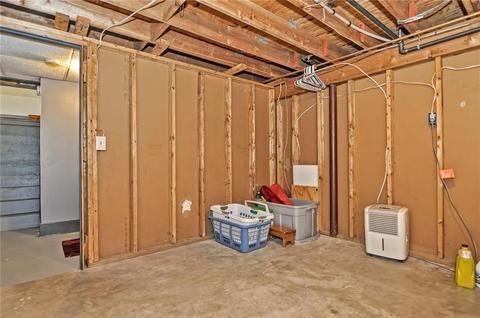 85 Glendale Ave, Warwick, RI 02889 photo 28