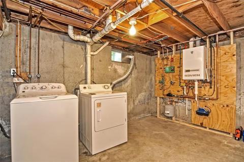 85 Glendale Ave, Warwick, RI 02889 photo 27