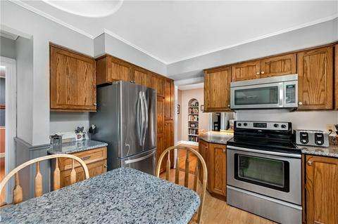 131 Winter St, Woonsocket, RI 02895 photo 8