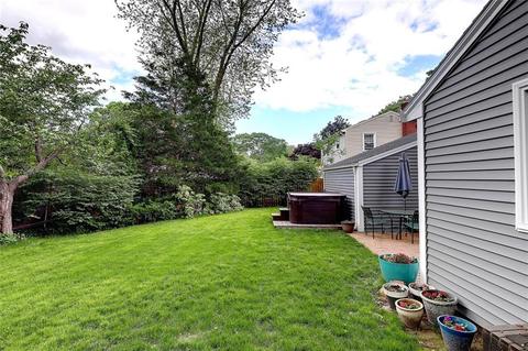 10 Circle Dr, East Providence, RI 02915 photo 31