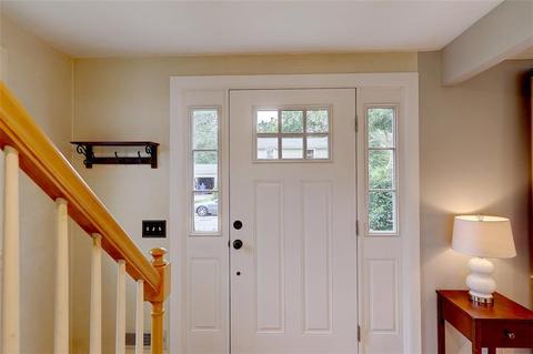 10 Circle Dr, East Providence, RI 02915 photo 26