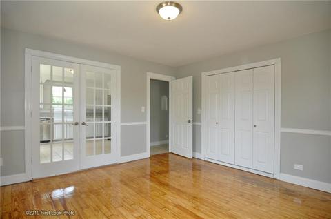 47 Madeleine Ave, Woonsocket, RI 02895 photo 11