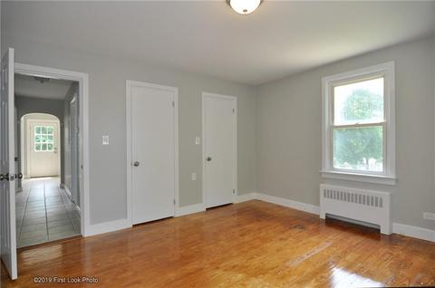 47 Madeleine Ave, Woonsocket, RI 02895 photo 17