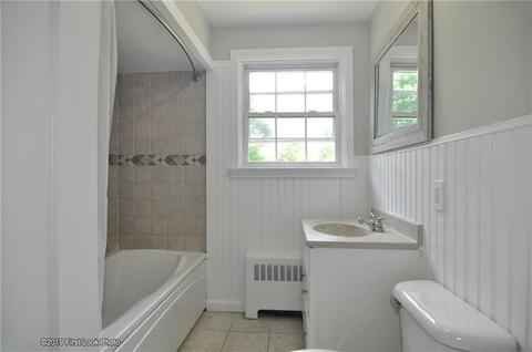 47 Madeleine Ave, Woonsocket, RI 02895 photo 14