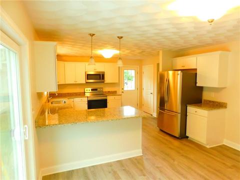 91 Damon Ave, Warwick, RI 02889 photo 4