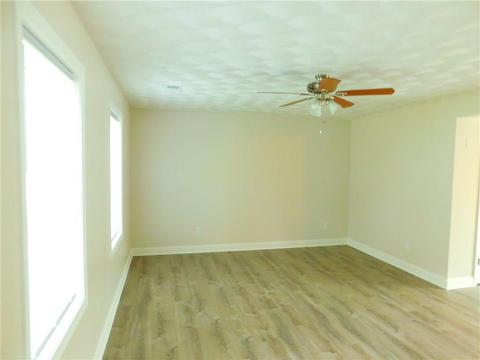 91 Damon Ave, Warwick, RI 02889 photo 6