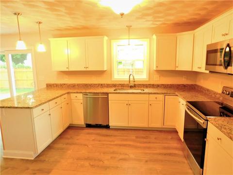 91 Damon Ave, Warwick, RI 02889 photo 5