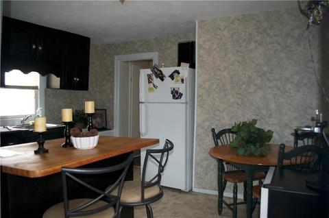 56 Spring St, Woonsocket, RI 02895 photo 5