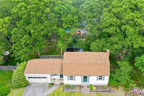 42 Bugbee Ave, Warwick, RI 02889 photo 4