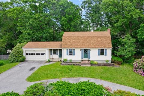 42 Bugbee Ave, Warwick, RI 02889 photo 1