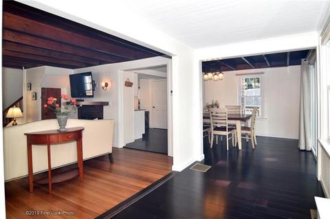 73 Melbourn Rd, Warwick, RI 02886 photo 11