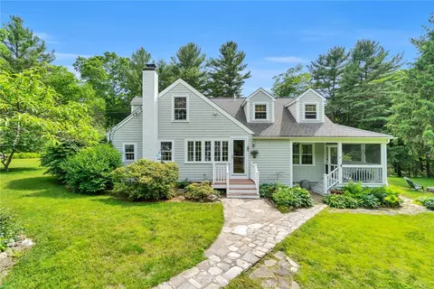 431 Austin Farm Rd, Exeter, RI 02822 photo 1