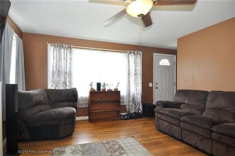 9 Bart Dr, Riverside, RI 02915 photo 5