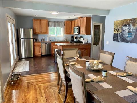103 Kenwood St, Woonsocket, RI 02895 photo 4