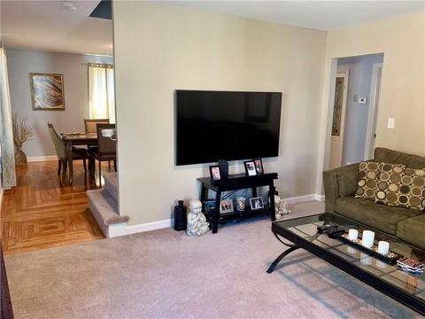 103 Kenwood St, Woonsocket, RI 02895 photo 8