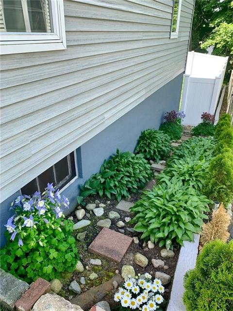 103 Kenwood St, Woonsocket, RI 02895 photo 29