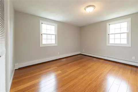237 Draper Ave, Warwick, RI 02889 photo 19