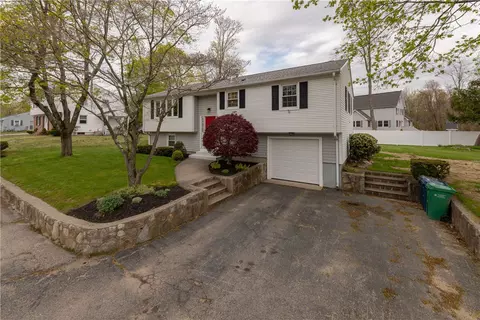 237 Draper Ave, Warwick, RI 02889 photo 27