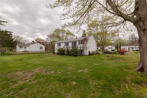 237 Draper Ave, Warwick, RI 02889 photo 30