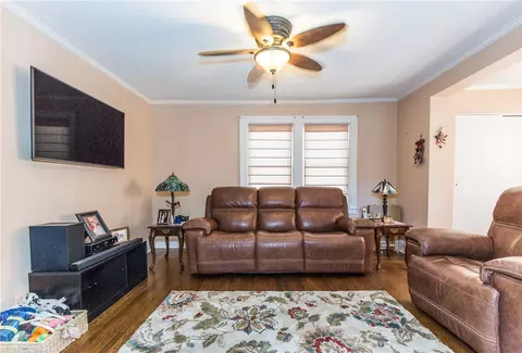235 Killingly St, Providence, RI 02909 photo 17