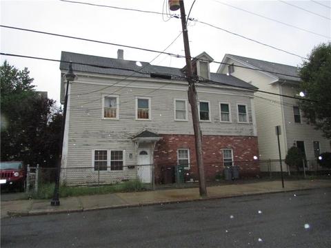 420 River St, Woonsocket, RI 02895 photo 1