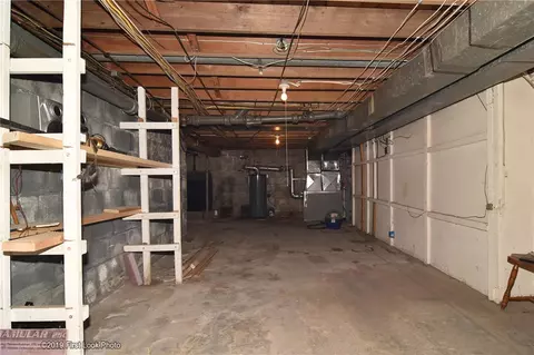 132 Phillips St, Woonsocket, RI 02895 photo 25