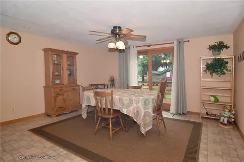 132 Phillips St, Woonsocket, RI 02895 photo 14