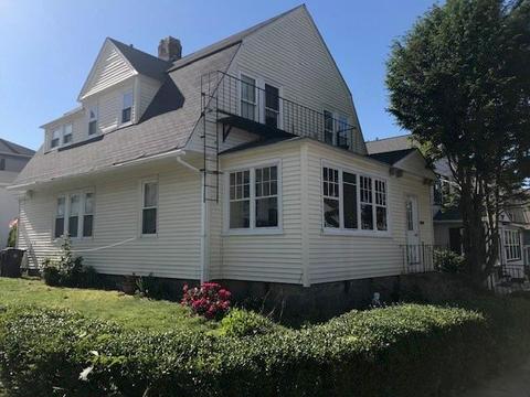 73 Maple St, Woonsocket, RI 02895 photo 2
