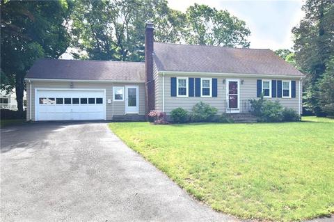 1 Edmond Cir, Warwick, RI 02886 photo 1