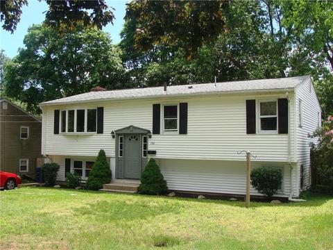199 Claypool Dr, Warwick, RI 02886 photo 1