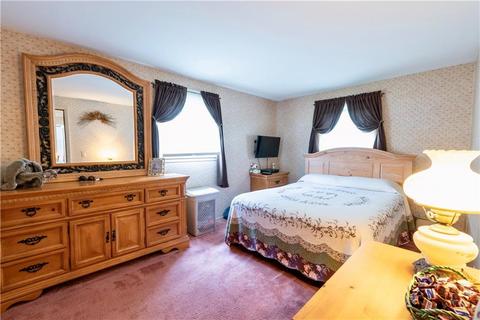 104 Stoneham Dr, Woonsocket, RI 02895 photo 7