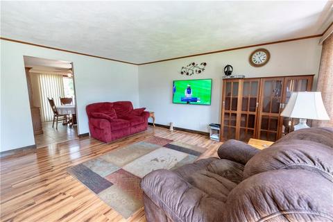 104 Stoneham Dr, Woonsocket, RI 02895 photo 11