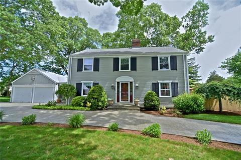 260 Algonquin Dr, Warwick, RI 02888 photo 1